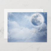 Beautiful Blue Sky mit Flying Swans Together Postkarte (Vorne/Hinten)