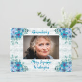 Beautiful Blue Violets Celebration of Life Einladung (Stehend Vorderseite)