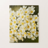 Beautiful Bridal Wreath Spiraea Puzzle (Vertikal)