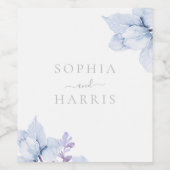 Beautiful Dusty Blue Sky Blue Floral Wedding Weinetikett (Einzelnes Label)