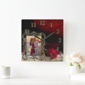 Beautiful Foto Clock on Piano Keys Quadratische Wanduhr (Zuhause)