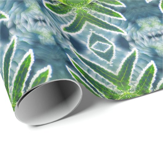 Beautiful, Green and Blue Fern Mandala Geschenkpapier (Rolleneckpunkt)