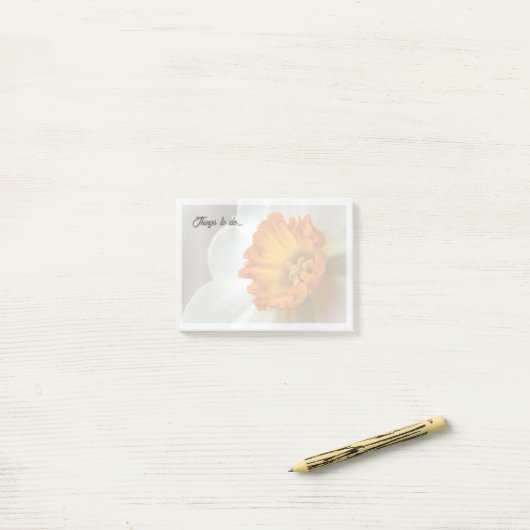 Beautiful Narcissus Bloom Macro Post-it Klebezettel (Auf Schreibtisch)