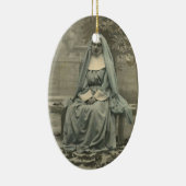Beautiful Nun Keramikornament (Rechts)
