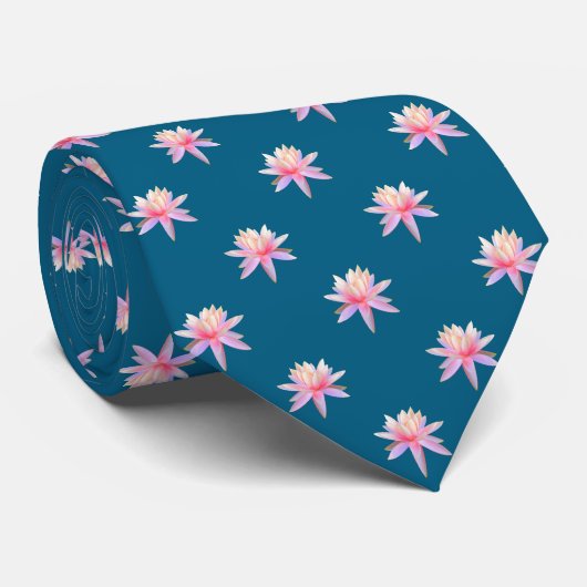 Beautiful Pink Lily Lotus Flower Pattern on Blue Krawatte (Gerollt)