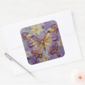 Beautiful Purple Butterfly and Flowers Quadratischer Aufkleber (Umschlag)