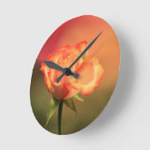 Beautiful Romantic Rose Fotograph Runde Wanduhr (Winkel)