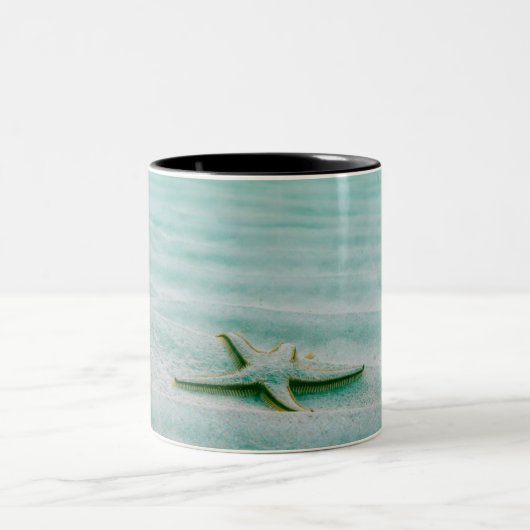 Beautiful Sea Star Zweifarbige Tasse (Mittel)