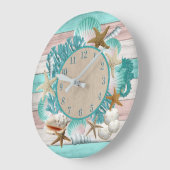 Beautiful Seashell and Beach Design Große Wanduhr (Winkel)