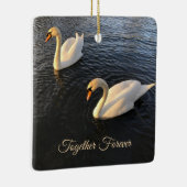Beautiful swans Anniversary Keramikornament (Rechts)