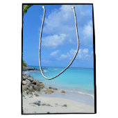 Beautiful Turquoise Tropical Beach Mittlere Geschenktüte (Vorderseite)