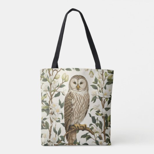 Beautiful Ural Owl And Magnolia Blossoms Tasche (Rückseite)