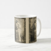 Beautiful Victorian Lady with cut flowers Kaffeetasse (VorderseiteRechts)