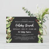 Beautiful White Floral Red Berries Holiday Brunch Einladung (Stehend Vorderseite)