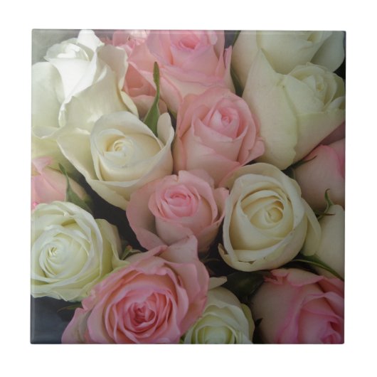 Beautiful White Roses Blume Bouquet Fliese (Vorderseite)