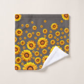 Beautiful yellow flowers on gray background badhandtuch set (Waschlappen)