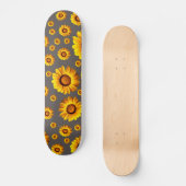 Beautiful yellow flowers on gray background skateboard (Vorderseite)