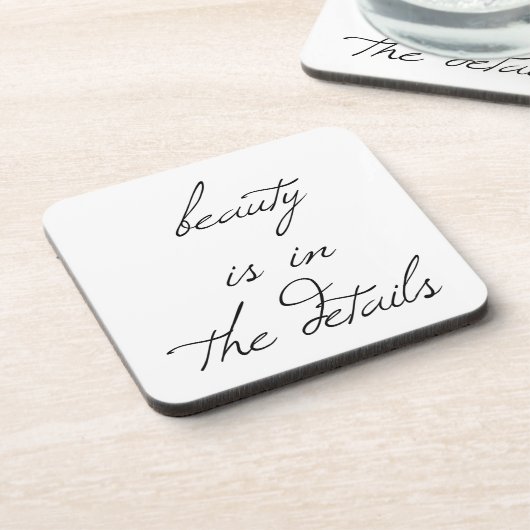 Beauty Hard Plastic Untersetzer (Linke Seite)