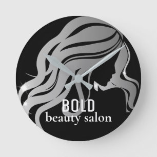 Beauty Salon Business Name Metallic Silver + Black Runde Wanduhr