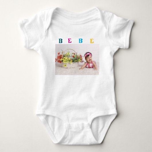 Bebe T Shirt (Vorderseite)