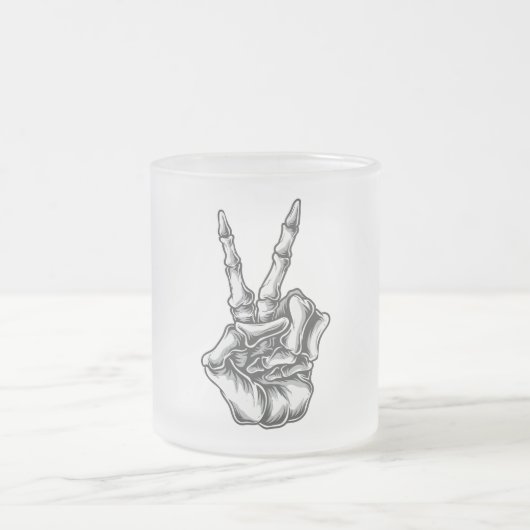 Becher Hand Totenkopf Paz und Amor Mattglastasse (Mittel)