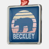 Beckley West Virginia Retro Bear Ornament Aus Metall (Links)