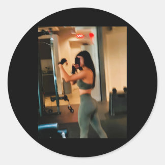 Becky Y Gym Sticker1 Runder Aufkleber