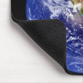 Bedecken Sie den schönen blauen Marmor mit Erde Mousepad (Ecke)