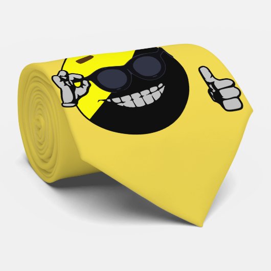 Bedecken Sie die Krawatten mit einer Kappe (Gerollt)