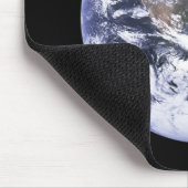 Bedecken Sie von Apollo 17 mit Erde Mousepad (Ecke)