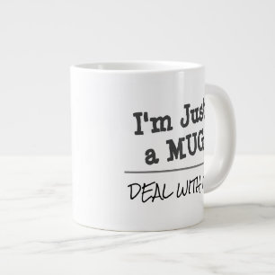 Bedienen Sie sich mit einem unschönen Angebot Jumbo-Tasse