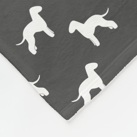 Bedlington Terrier-Silhouette-Muster-Grau Fleecedecke (Ecke)