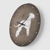 Bedlington Terrier Silhouette Rustikaler Stil Große Wanduhr (Winkel)