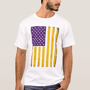 Bedrängte lila und goldene amerikanische Flagge Ve T-Shirt