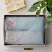 Bedrängte rosa Blumenzweige auf Hellblau Seidenpapier (Geschenk)