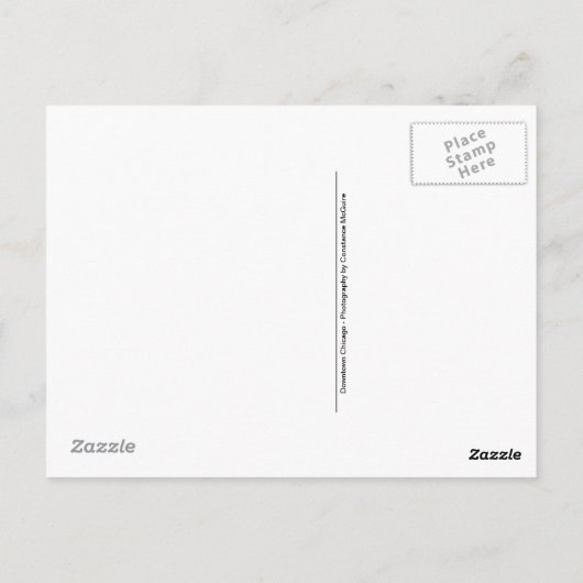 Bedrückte altersbedingte Postkarte im Stadtzentrum (Rückseite)