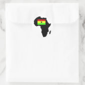 Bedrückte Flagge Ghaniens und afrikanische Silhoue Runder Aufkleber (Tasche)