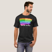 Bedrückter Regenbogen der US-Fahne - es lohnt sich T-Shirt (Vorne ganz)