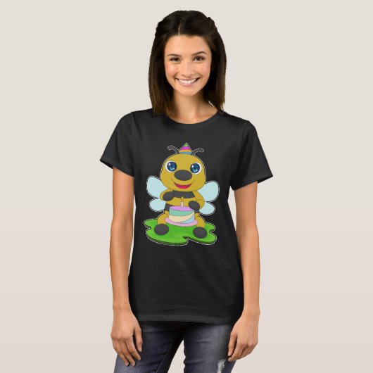 Bee Birthday Cake T-Shirt (Vorne ganz)
