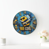 Bee Cool Funny Bee Große Wanduhr (Zuhause)
