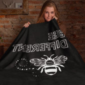 Bee Different Sherpadecke