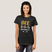 Bee Different T-Shirt (Vorne ganz)