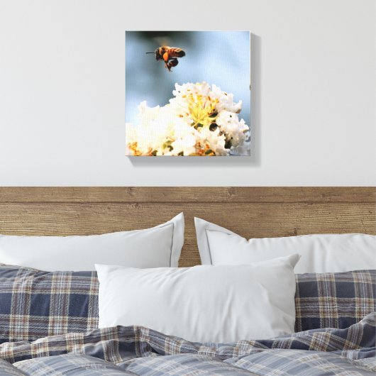 Bee Floral Canvas Print Leinwanddruck (Insitu (Schlafzimmer))