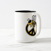 BEE FRIEDEN ZWEIFARBIGE TASSE (VorderseiteRechts)