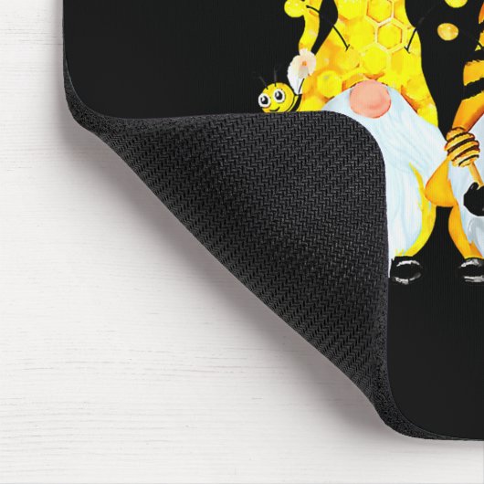Bee Happy Bee Gnome Spring Mousepad (Ecke)