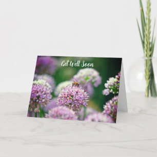 Bee Happy mit Lila Allium Blume bald wieder gut Karte