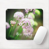 Bee Happy mit Lila Diagonal Allium Blume Mousepad (Mit Mouse)