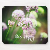Bee Happy mit Lila Diagonal Allium Blume Mousepad (Vorne)