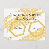 Bee Honey Baby Gender Reveal DIY Scratch Card Ankündigungspostkarte (Vorne/Hinten)