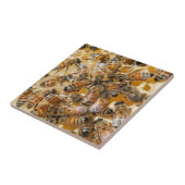 Bee keeping at Arlo’s Honey Farm Fliese (Seite)